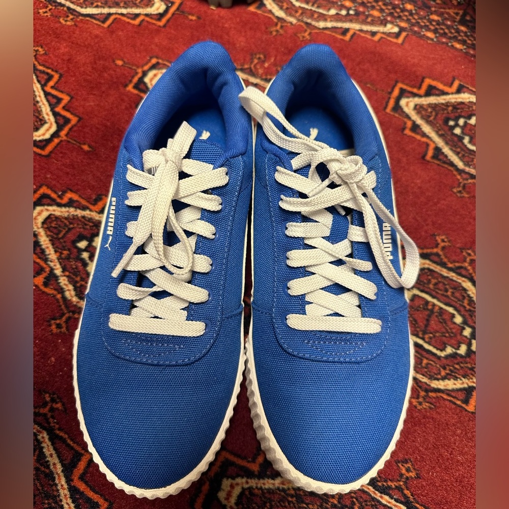 COPY - Women’s Puma SoftFoam Sneakers Size 8 or 38.5